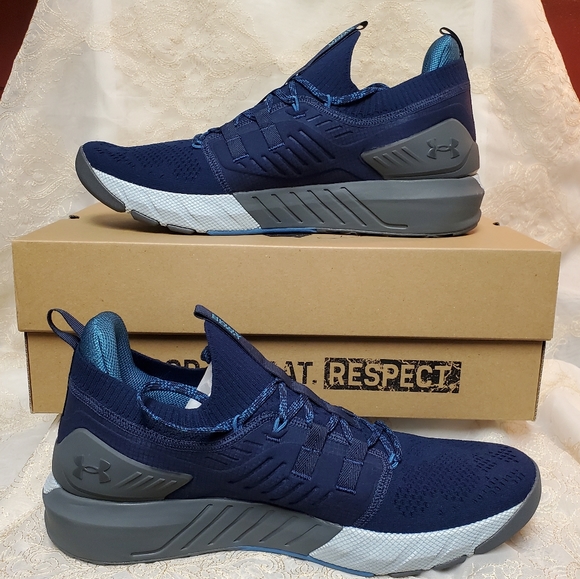 UA Project Rock 3 CNY Trainers - Picture 3 of 13